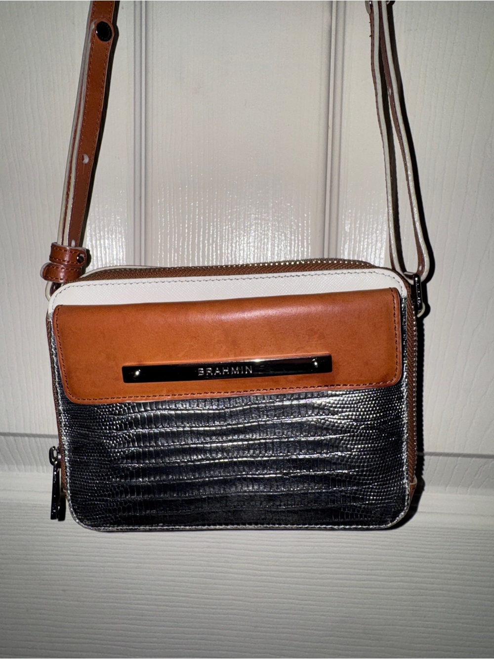 Brahmin Silver Metallic Brown Leather Lizard Embossed Crossbody Organizer Bag - Picture 2 of 15
